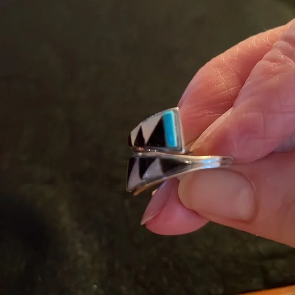 Zuni Inlaid Ring - Picture 2 of 4